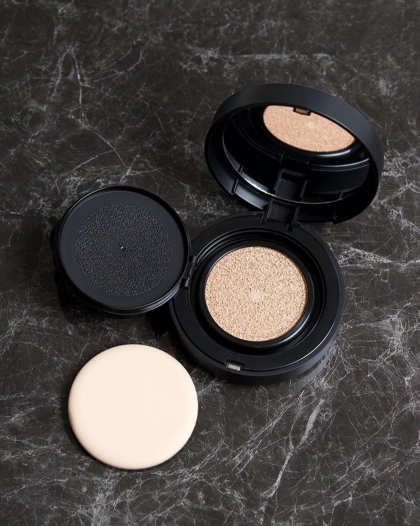 ジャビンドゥソウル ウインクファンデーションパクト/Javin De Seoul/クッションファンデーションを使ったクチコミ(7枚目)