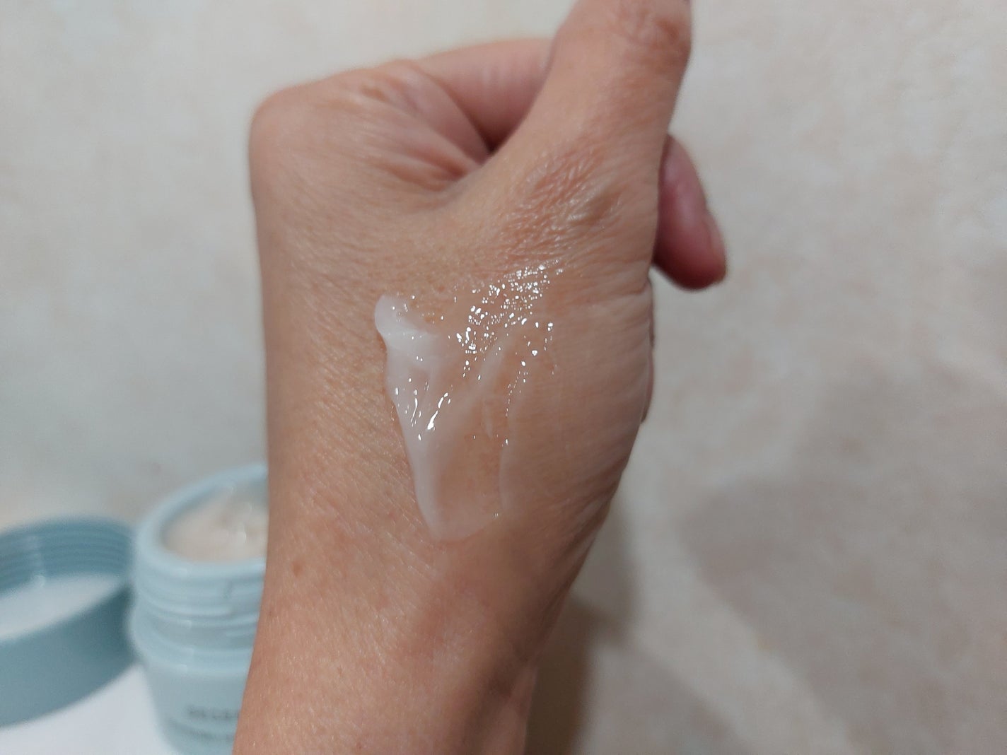 ディセンシア つつむ ローションセラム E/DECENCIA/化粧水を使ったクチコミ(8枚目)