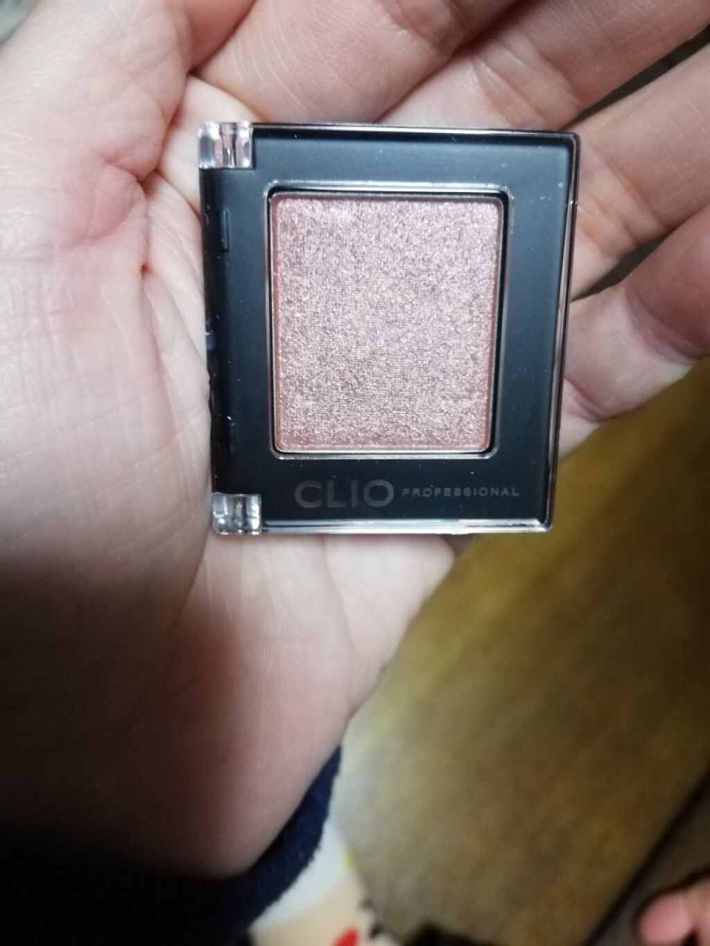 プロ シングル シャドウ P59 CHERRY CHOCO/CLIO/単色アイシャドウを使ったクチコミ（1枚目）