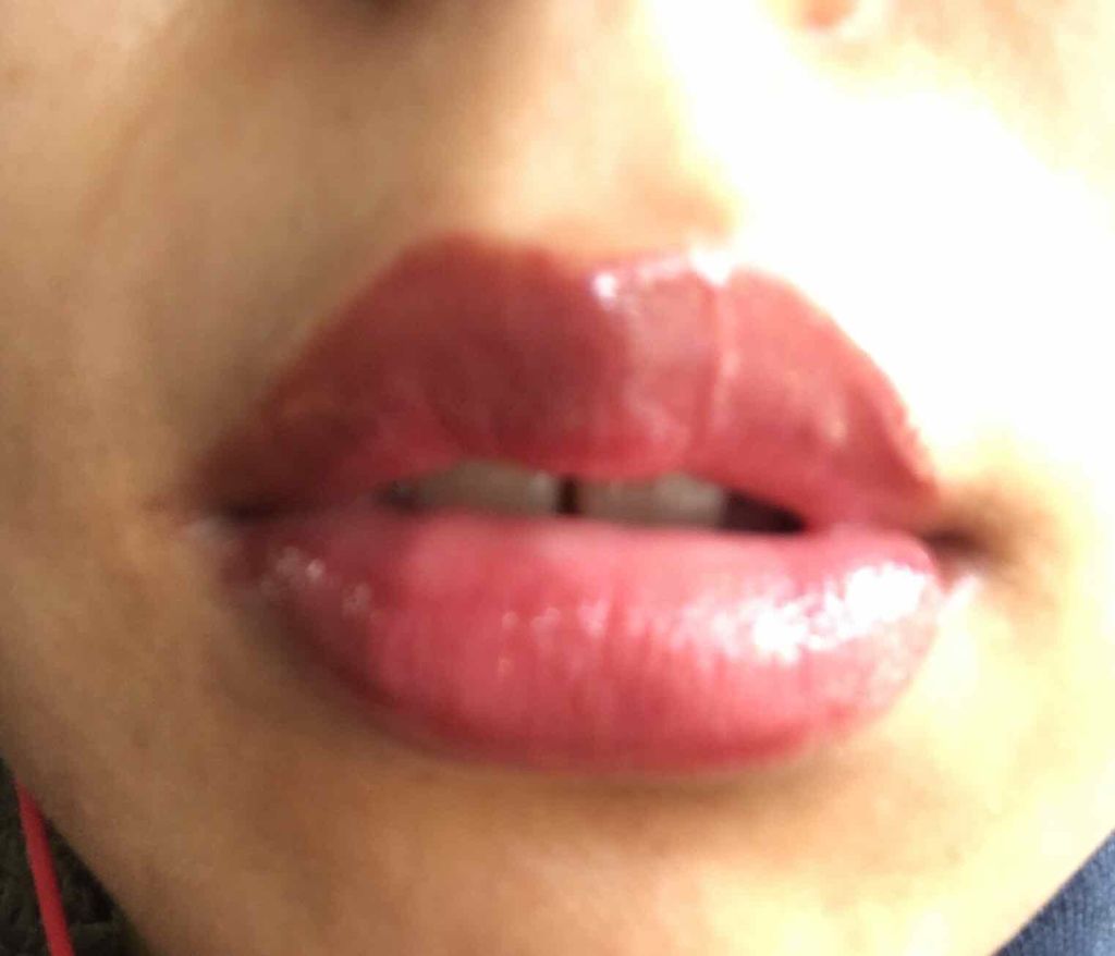 スパークリングツイストルージュ/MAJOLICA MAJORCA/リップグロスを使ったクチコミ(2枚目)