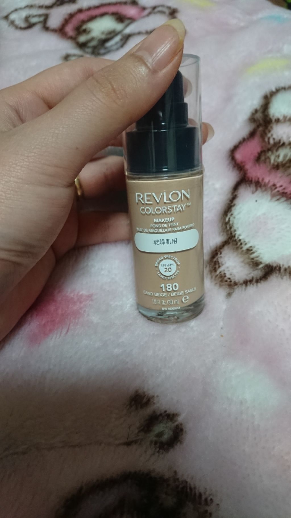 カラーステイ メイクアップ/REVLON/リキッドファンデーションを使ったクチコミ（1枚目）