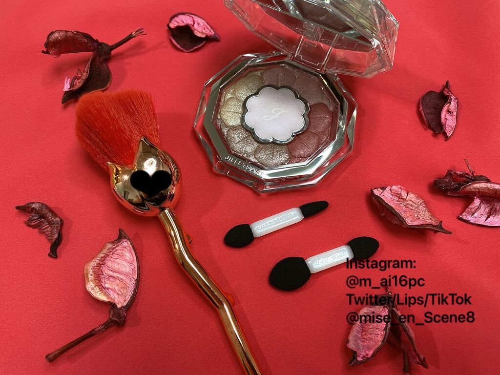 ジルスチュアート ブルームクチュール アイズ/JILL STUART/アイシャドウパレットを使ったクチコミ(1枚目)