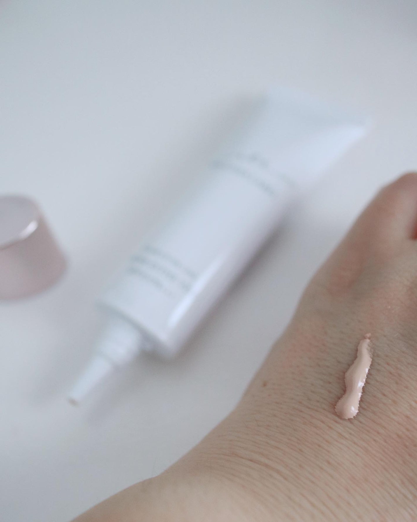 gura@フォロバ100 on LIPS 「美容液成分62%メイクしながらスキンケアが叶うファンデーション..」(2枚目)