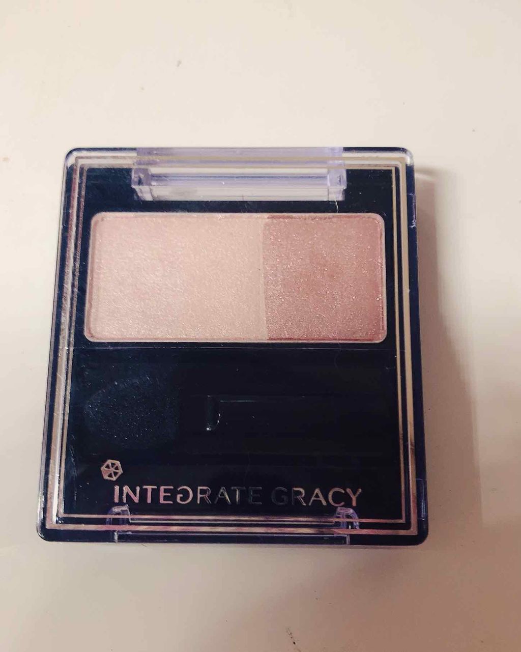 アイカラー/グレイシィ/アイシャドウパレットを使ったクチコミ（1枚目）