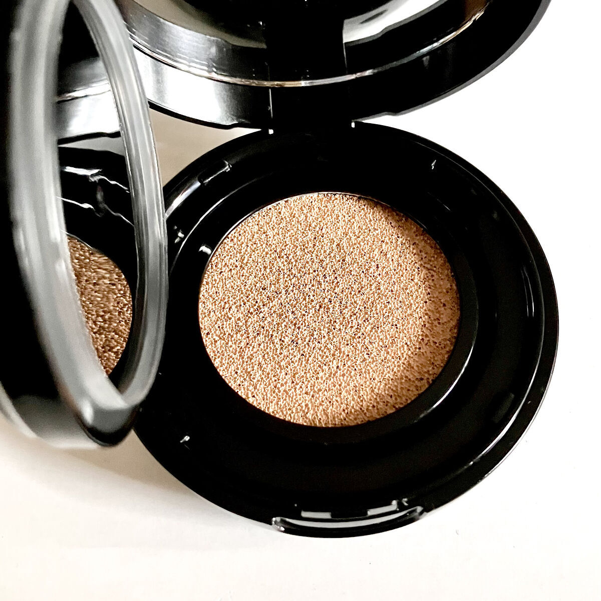 ブラック クッション/HERA/クッションファンデーションを使ったクチコミ（3枚目）