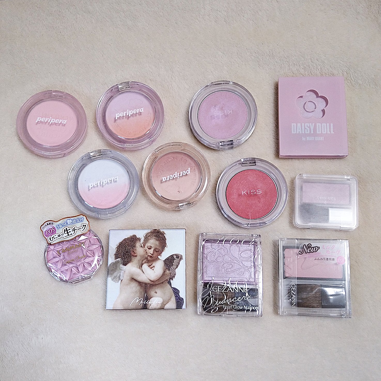 パウダーブラッシュ/DAISY DOLL by MARY QUANT/パウダーチークを使ったクチコミ（1枚目）