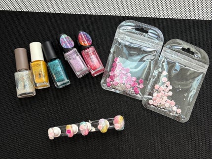 ネイルホリック Aurora Glitter/ネイルホリック/マニキュアを使ったクチコミ(3枚目)