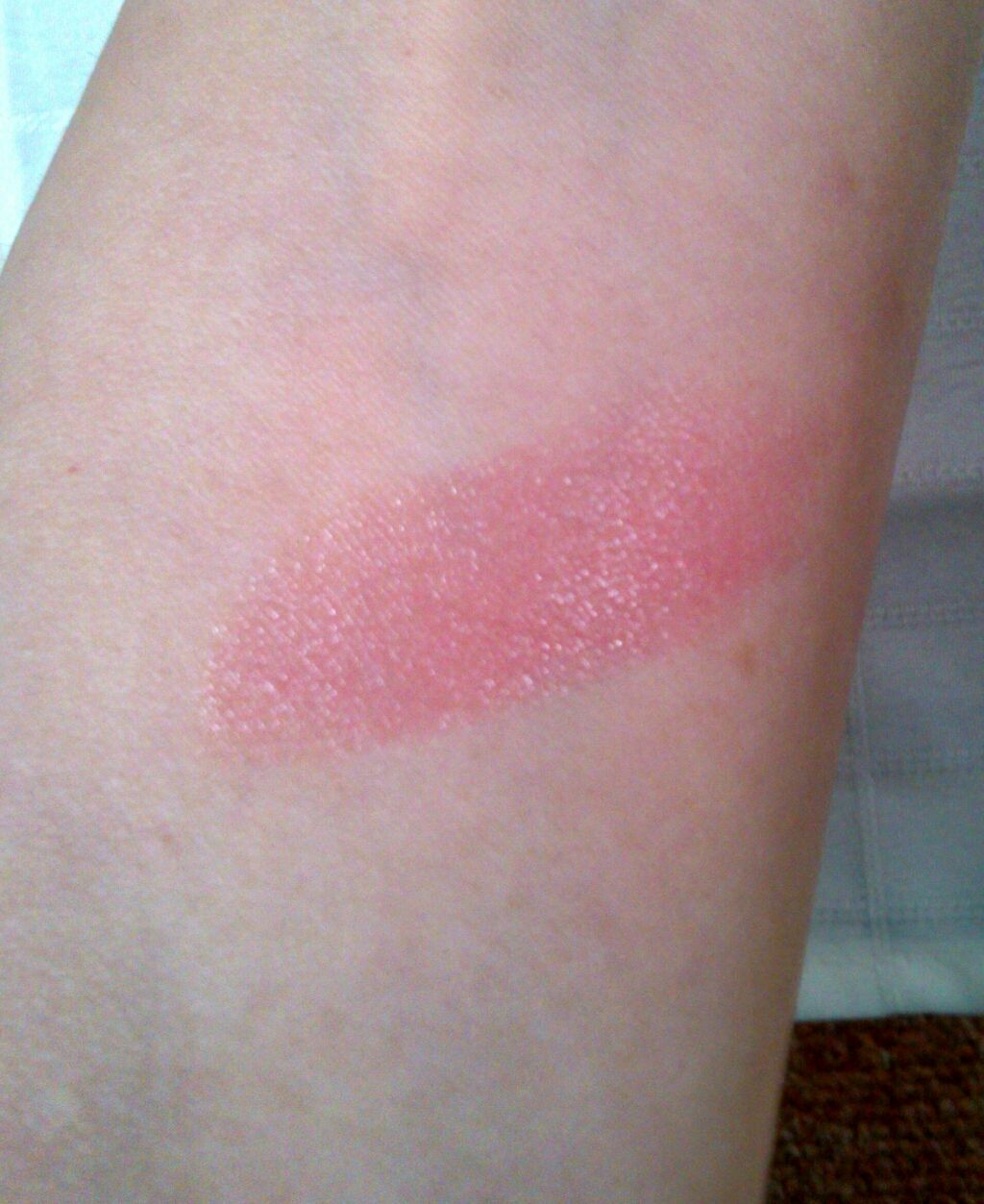 ラスティンググロスリップ/CEZANNE/口紅を使ったクチコミ(3枚目)