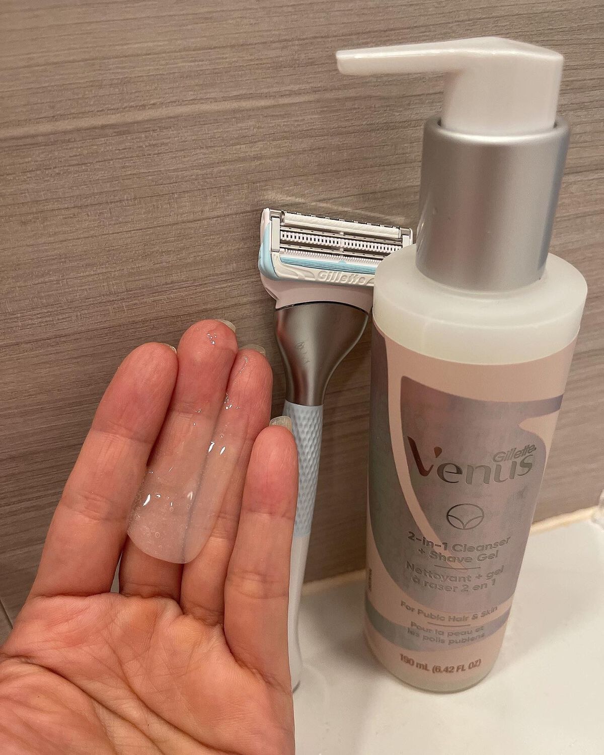 ヴィーナス VIO ヘア&スキン カミソリ/Gillette Venus/シェーバーを使ったクチコミ(4枚目)