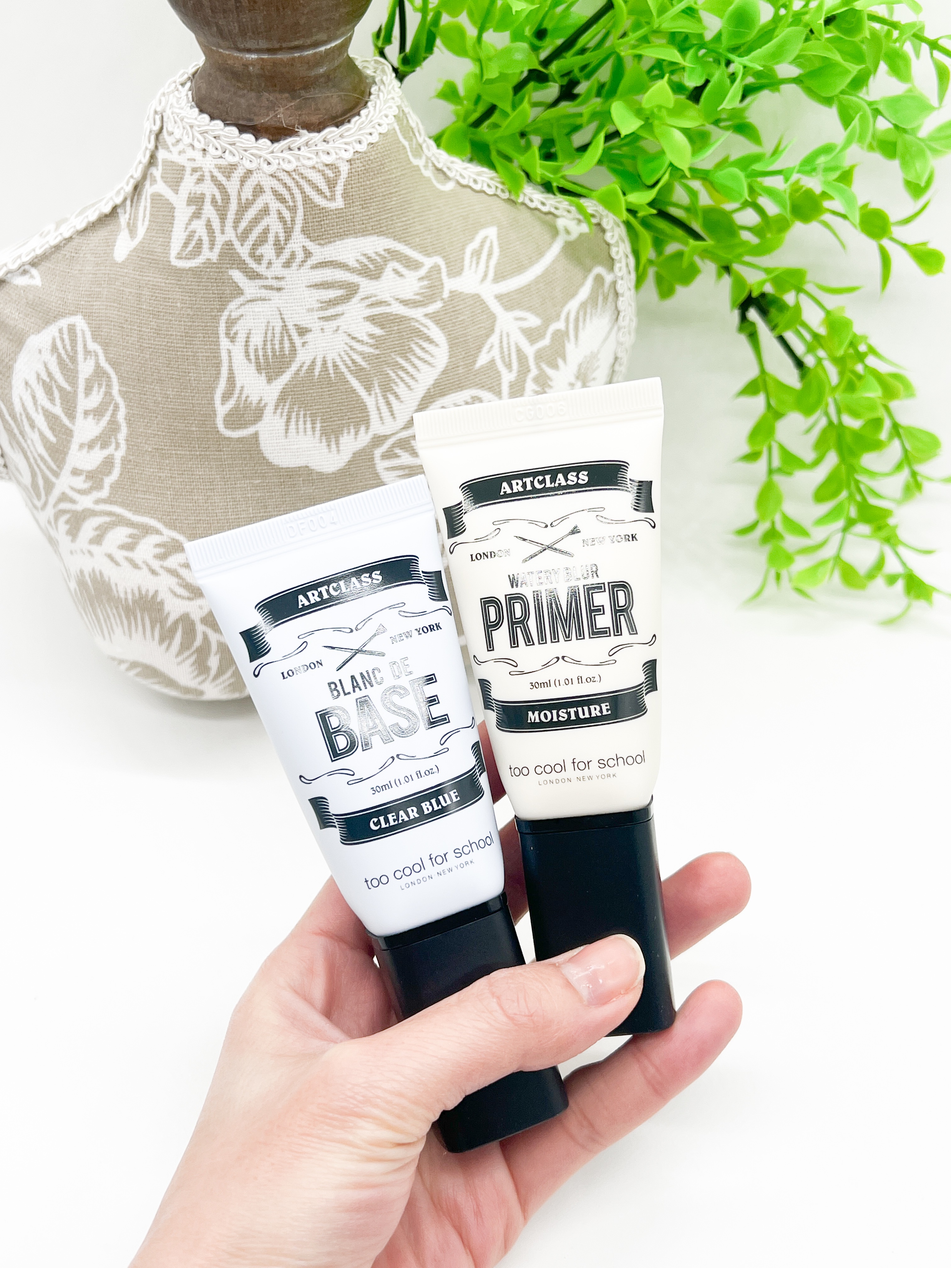 しっとり&なめらかウォータリーブラープライマー/too cool for school/化粧下地を使ったクチコミ（2枚目）