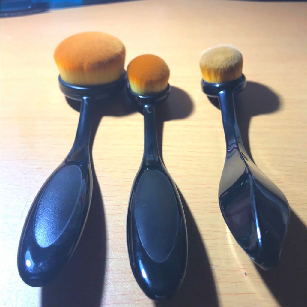 春姫ファンデーションブラシ(オーバル型)/DAISO/メイクブラシを使ったクチコミ(2枚目)