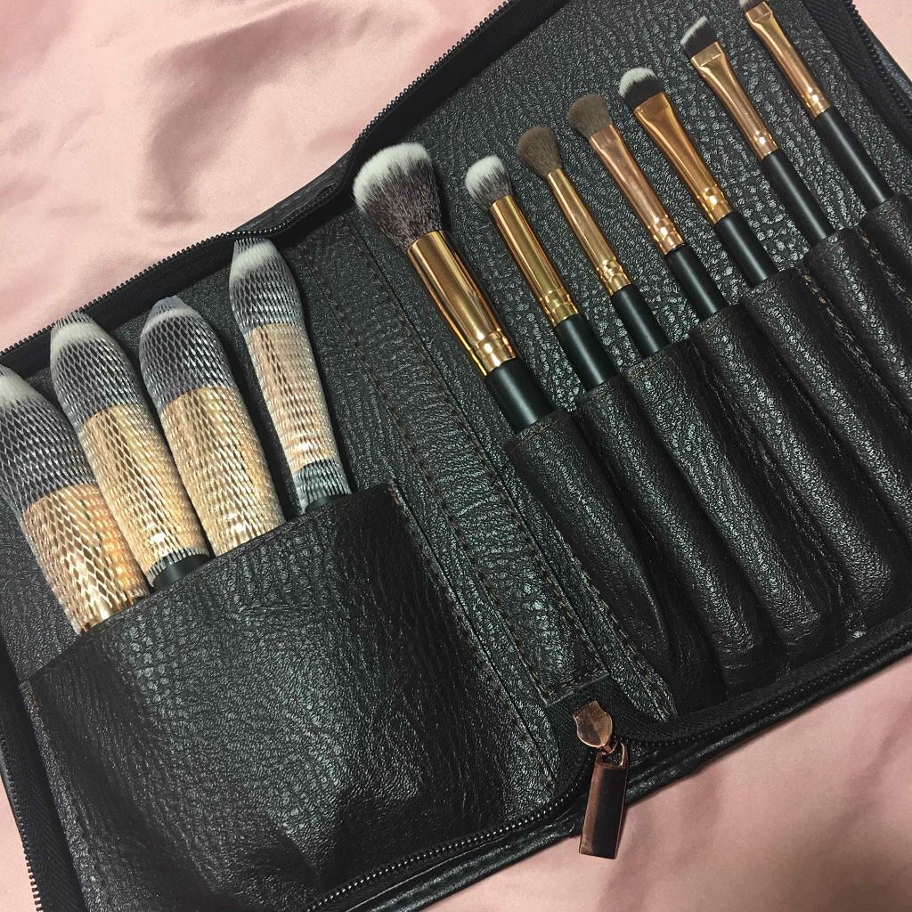 貴族のゴールド メイクブラシ11本セット 化粧ポーチ付き/SIXPLUS/メイクブラシを使ったクチコミ(2枚目)