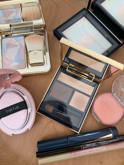 ル・レオスールデクラ /クレ・ド・ポー ボーテ/パウダーハイライトを使ったクチコミ(2枚目)