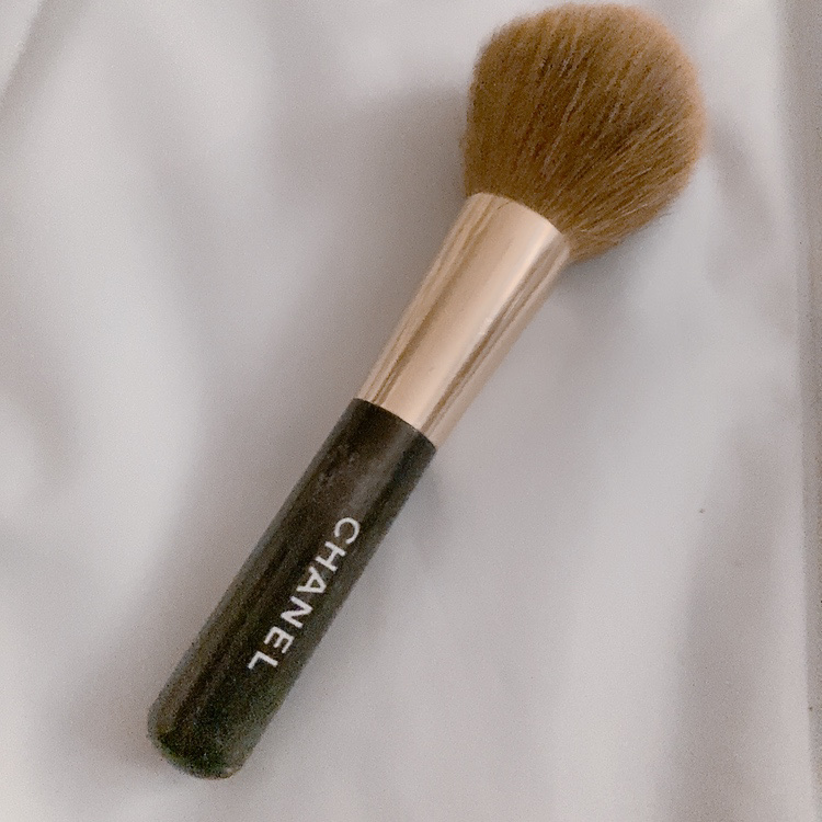 パンソー フォン ドゥ タン エストンプ/CHANEL/メイクブラシを使ったクチコミ（1枚目）