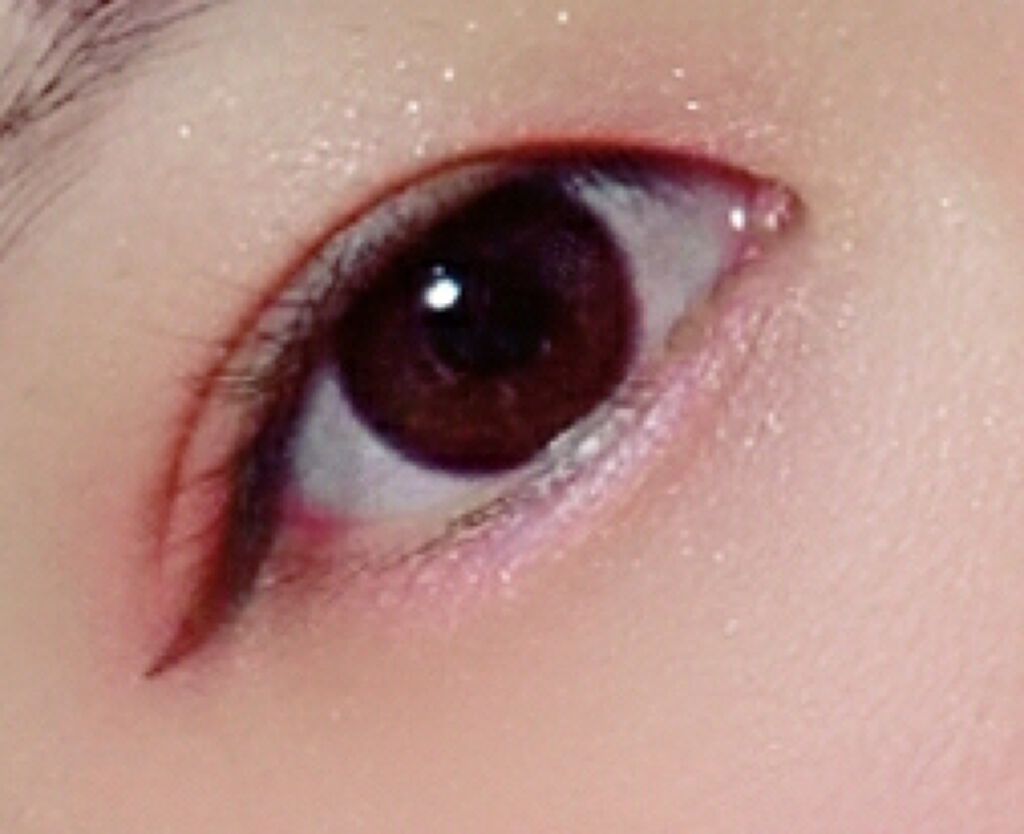 Misaki on LIPS 「今回は百均のアイシャドウパレット03のピンクの色をメインとした..」(3枚目)