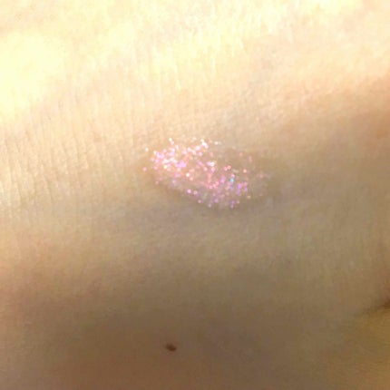 LIP38℃ +UnFrame<ホログラフィック>/UZU BY FLOWFUSHI/リップグロスを使ったクチコミ(2枚目)