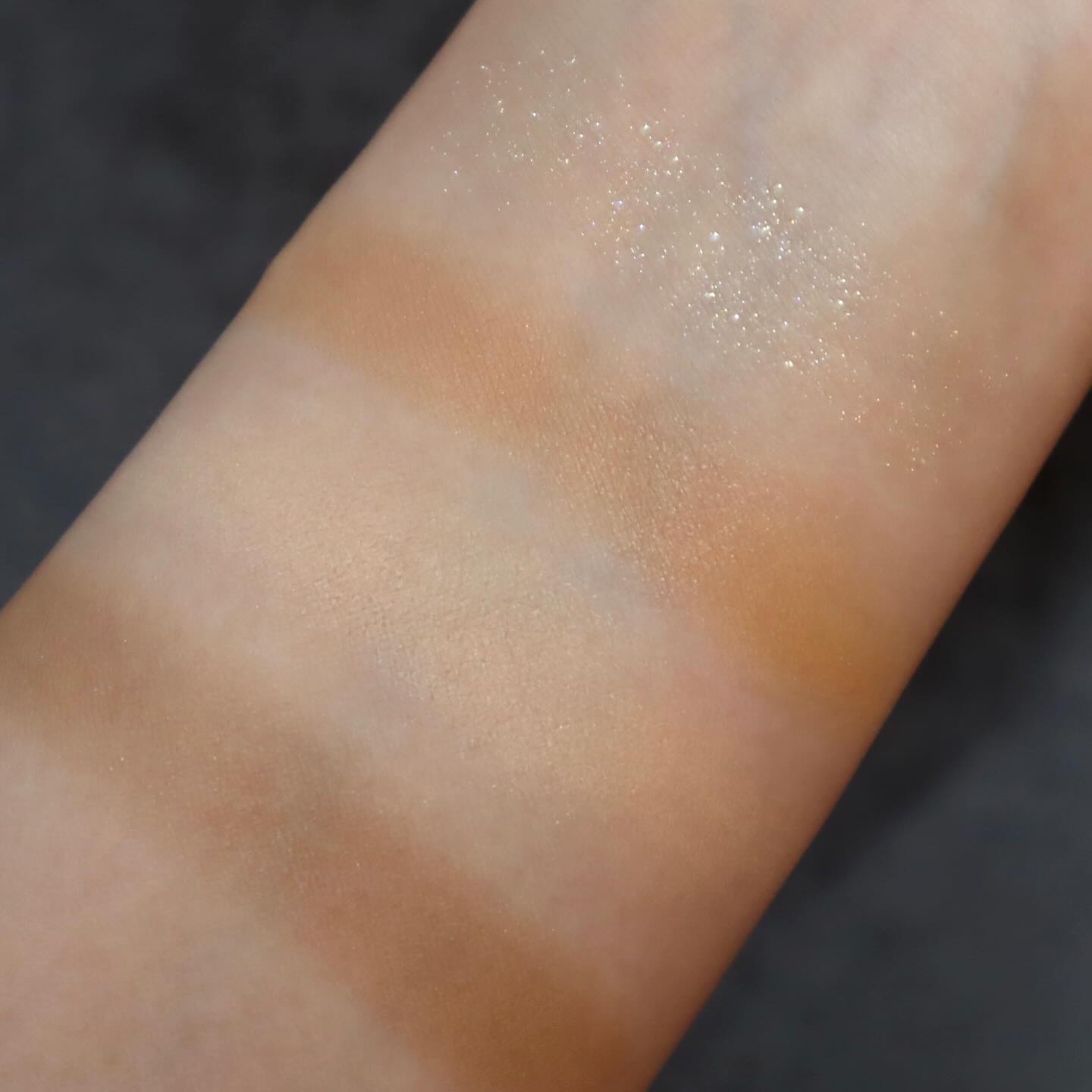 ビタートーンアイシャドウ/CEZANNE/パウダーアイシャドウを使ったクチコミ（2枚目）