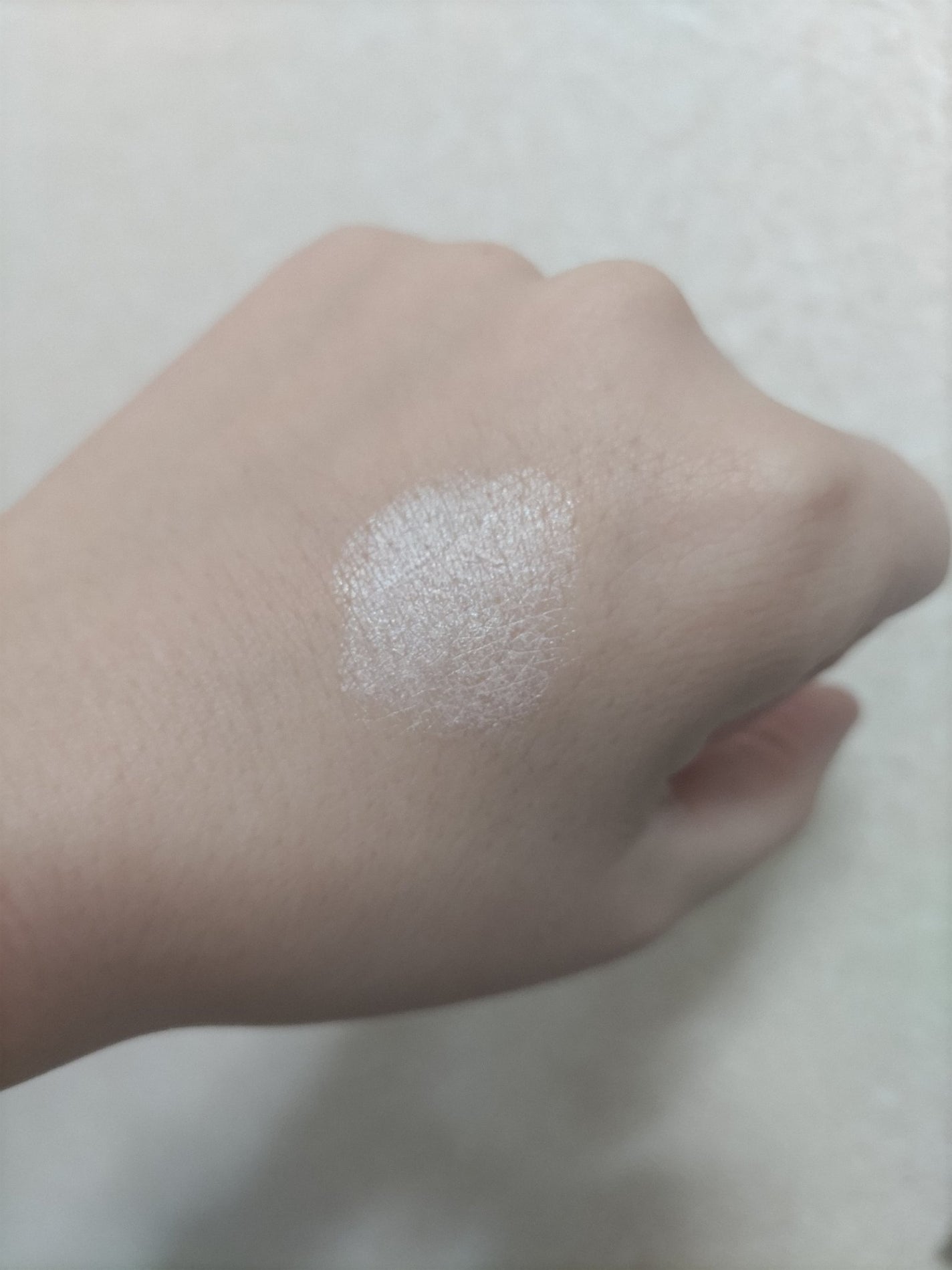 キャビアスティック アイカラー/ローラ メルシエ/スティックアイシャドウを使ったクチコミ(2枚目)