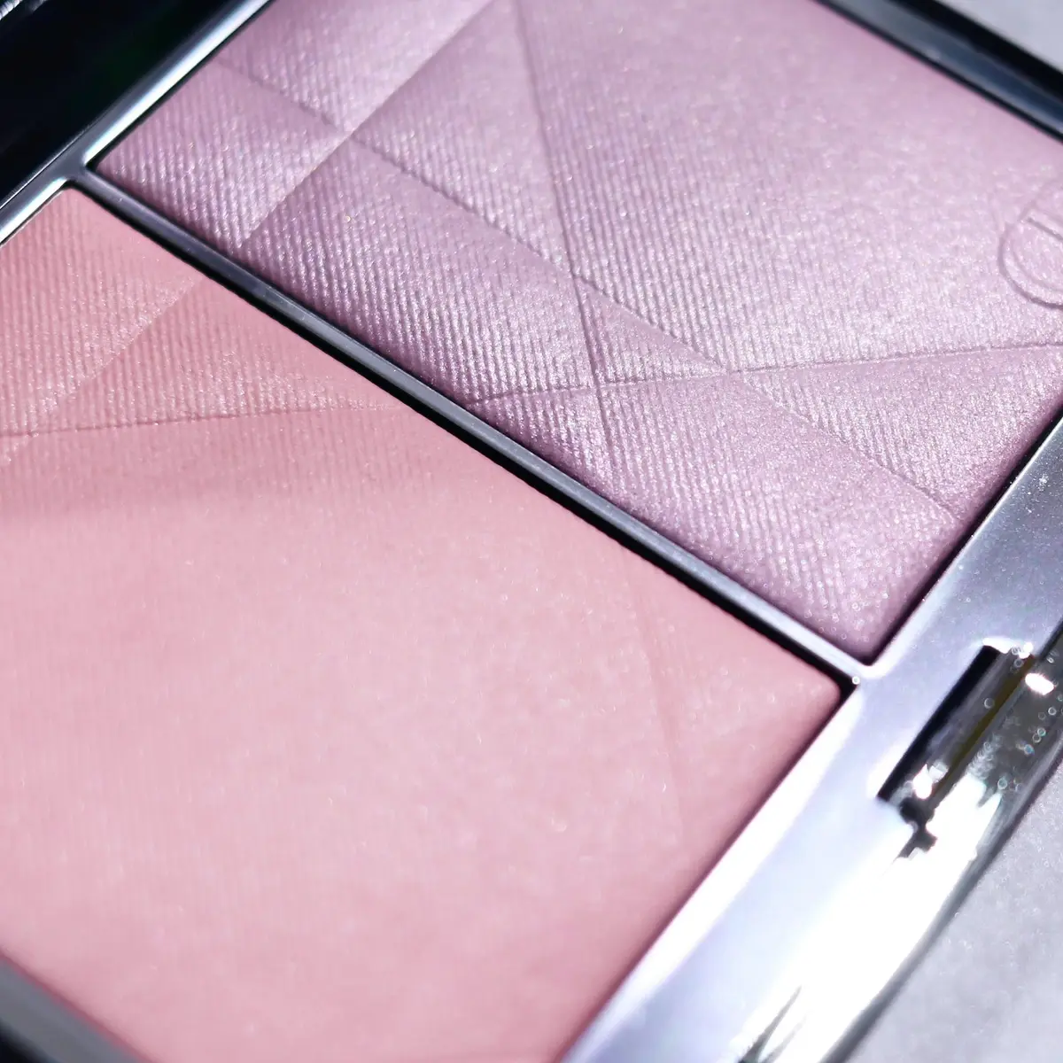 アンテプリマ　コンフェット　DIOR チーク　おまとめ2点 アーモンド菓子から着想♡アンテプリマ春夏新作「CONFETTO」がかわいい