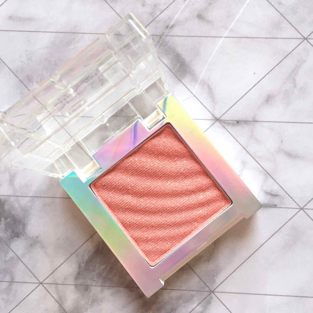 カラークイーン オイルシャドウ/ロレアル パリ/単色アイシャドウを使ったクチコミ（2枚目）