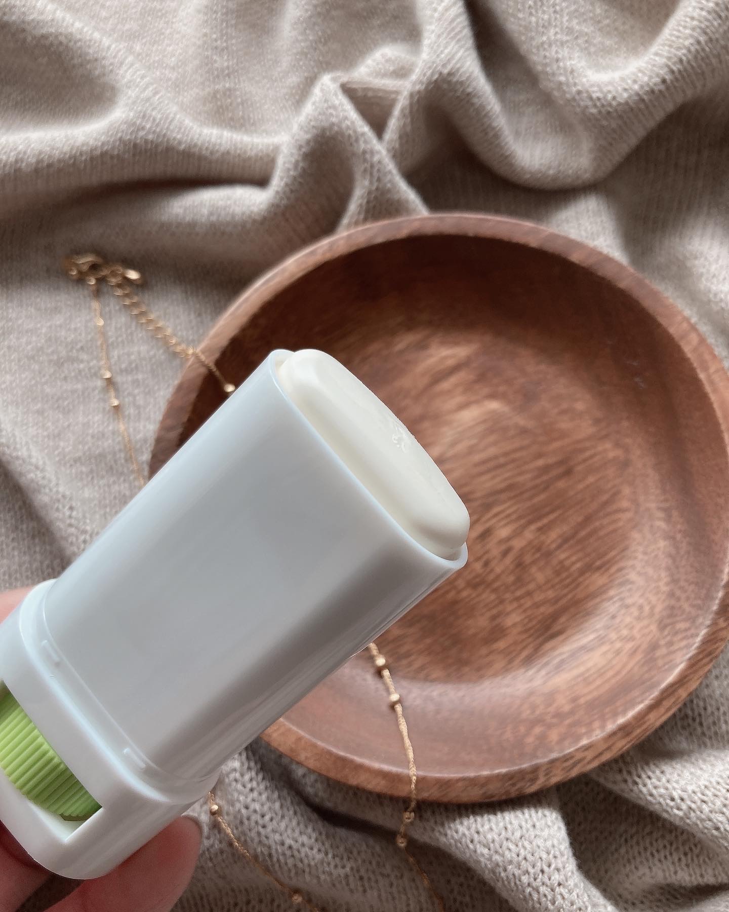 グリーンマイルドサンスティック SPF50+ PA++++/Dr.G/日焼け止めスティックを使ったクチコミ（2枚目）