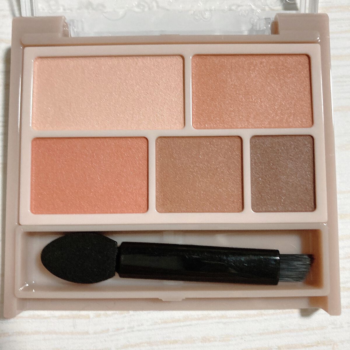 パーフェクトマルチアイズ/キャンメイク/アイシャドウパレットを使ったクチコミ(2枚目)