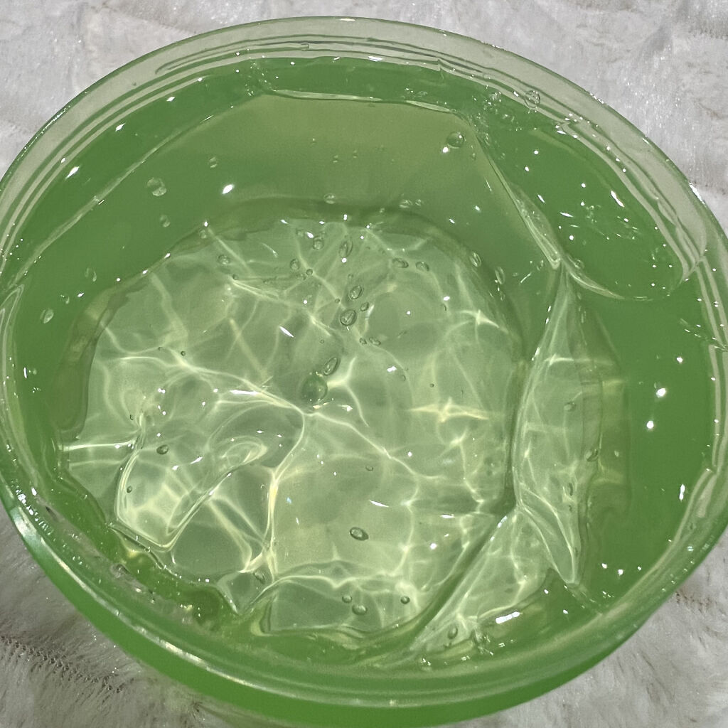 ティーツリーカーミングハイドロジェル/MEDIHEAL/ボディローションを使ったクチコミ（2枚目）