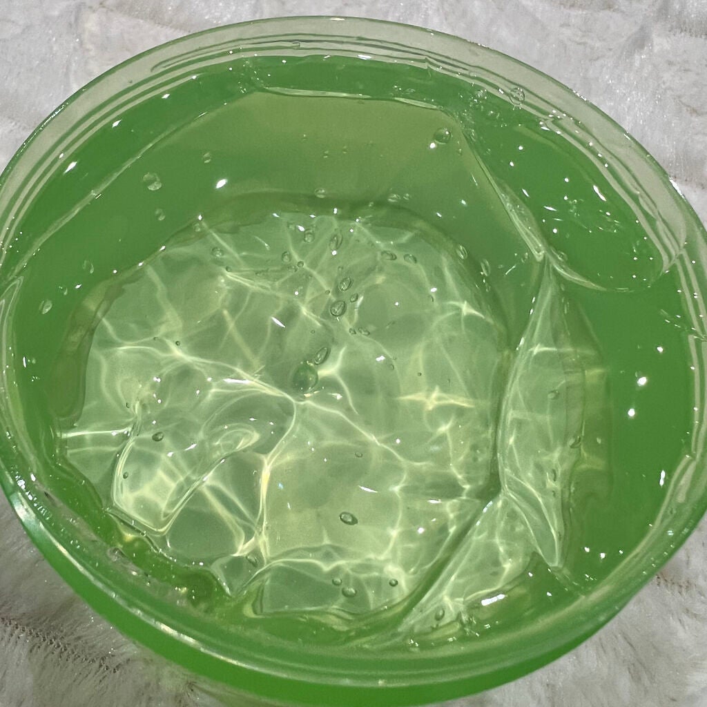 ティーツリーカーミングハイドロジェル/MEDIHEAL/ボディローションを使ったクチコミ(2枚目)