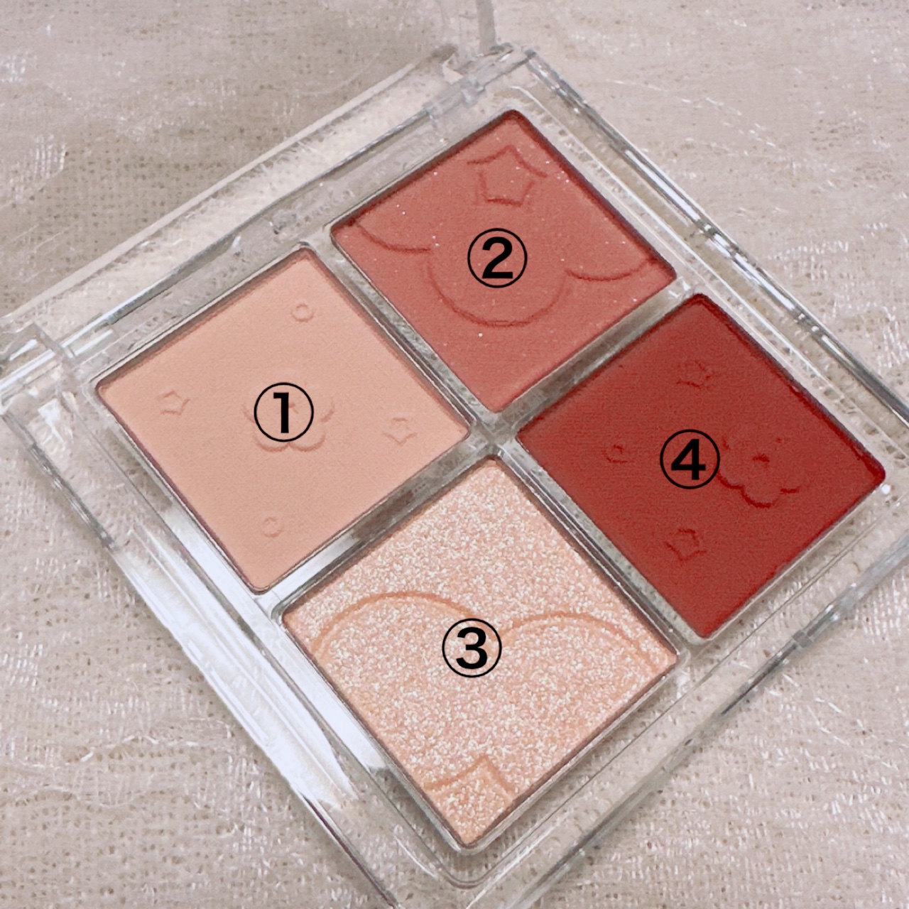 ソフトクラウド4色アイシャドウパレット/JUDYDOLL/アイシャドウパレットを使ったクチコミ（2枚目）