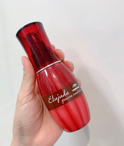 エルジューダ グレイスオン エマルジョンのクチコミ「⭐️グレイスオン エマルジョン⭐️
エルジューダ
口コミがいいミルボンのヘアミルク♡.....」(2枚目)