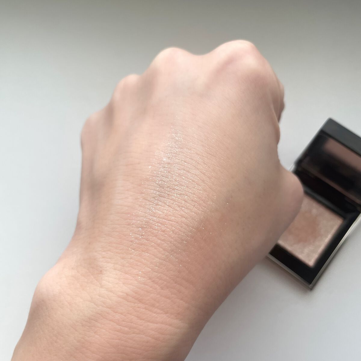 トーン タッチ アイズ/SUQQU/単色アイシャドウを使ったクチコミ(3枚目)