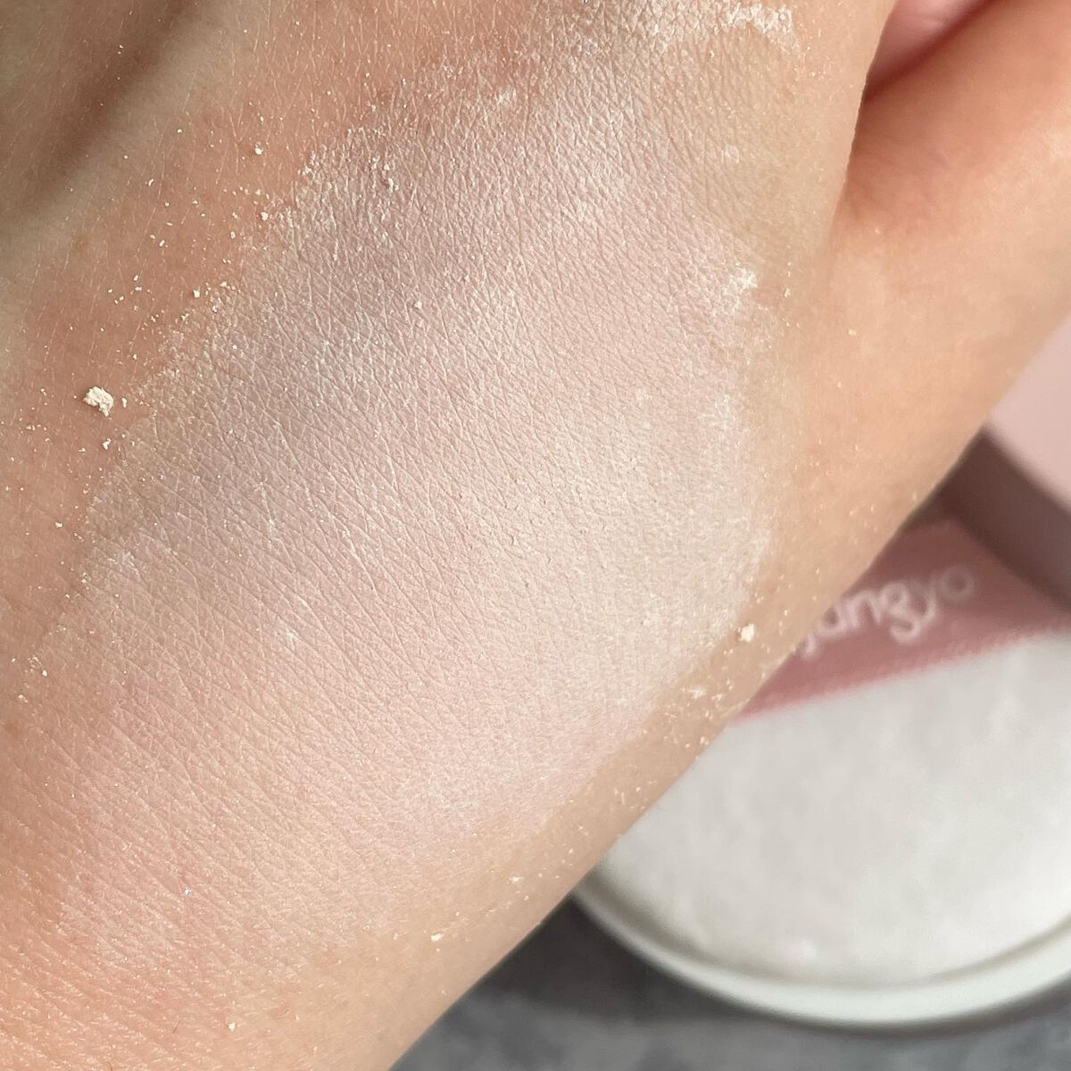 ウォンジョンヨ フィクシングブラーパウダー N/Wonjungyo/ルースパウダーを使ったクチコミ(4枚目)