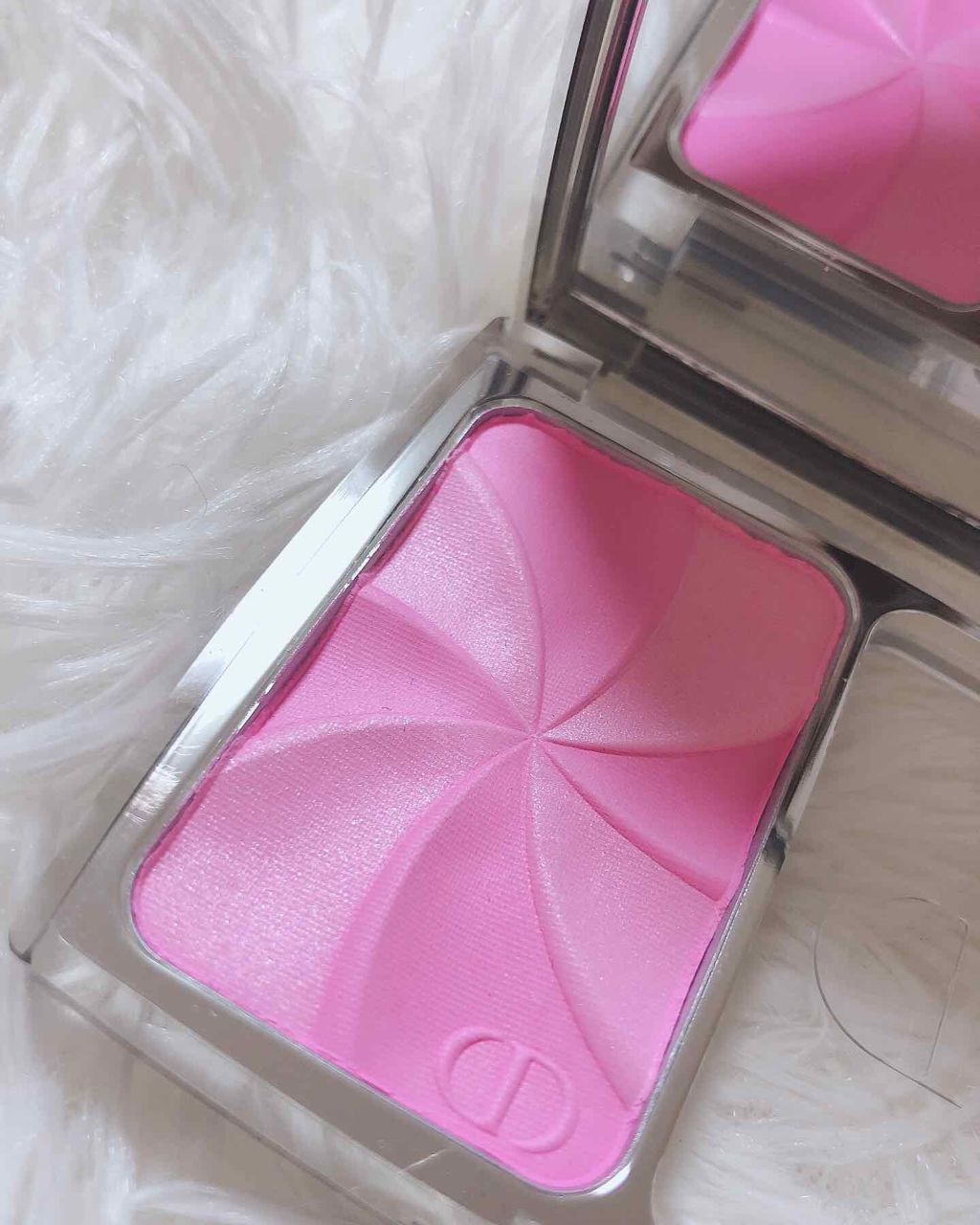 Dior ディオール ディオールスキン ロージーグロウ 002 ロリグロウ 試してみた】Dior ディオールスキン ロージー グロウの人気色