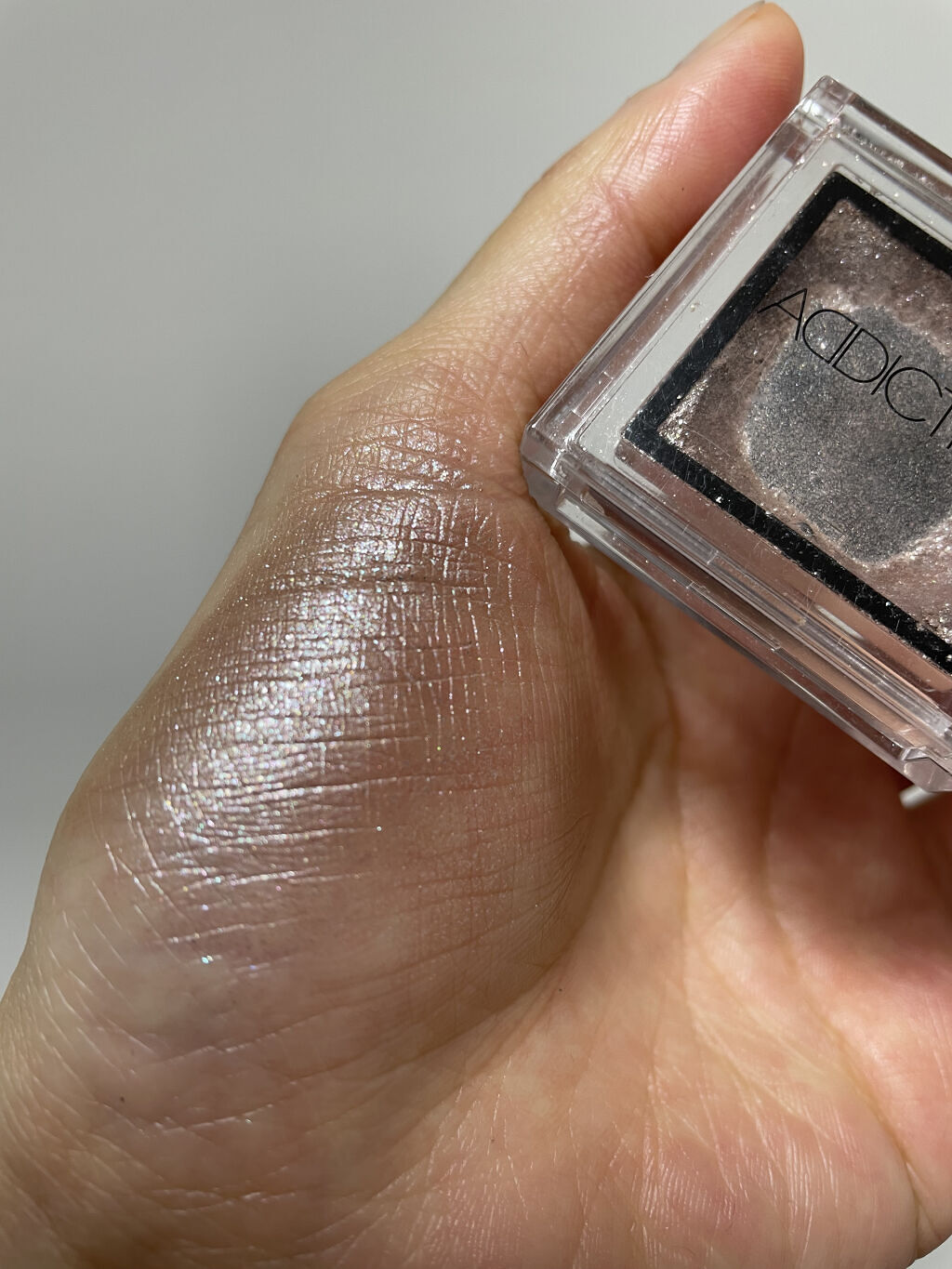 ザ アイシャドウ L/ADDICTION/単色アイシャドウを使ったクチコミ（2枚目）