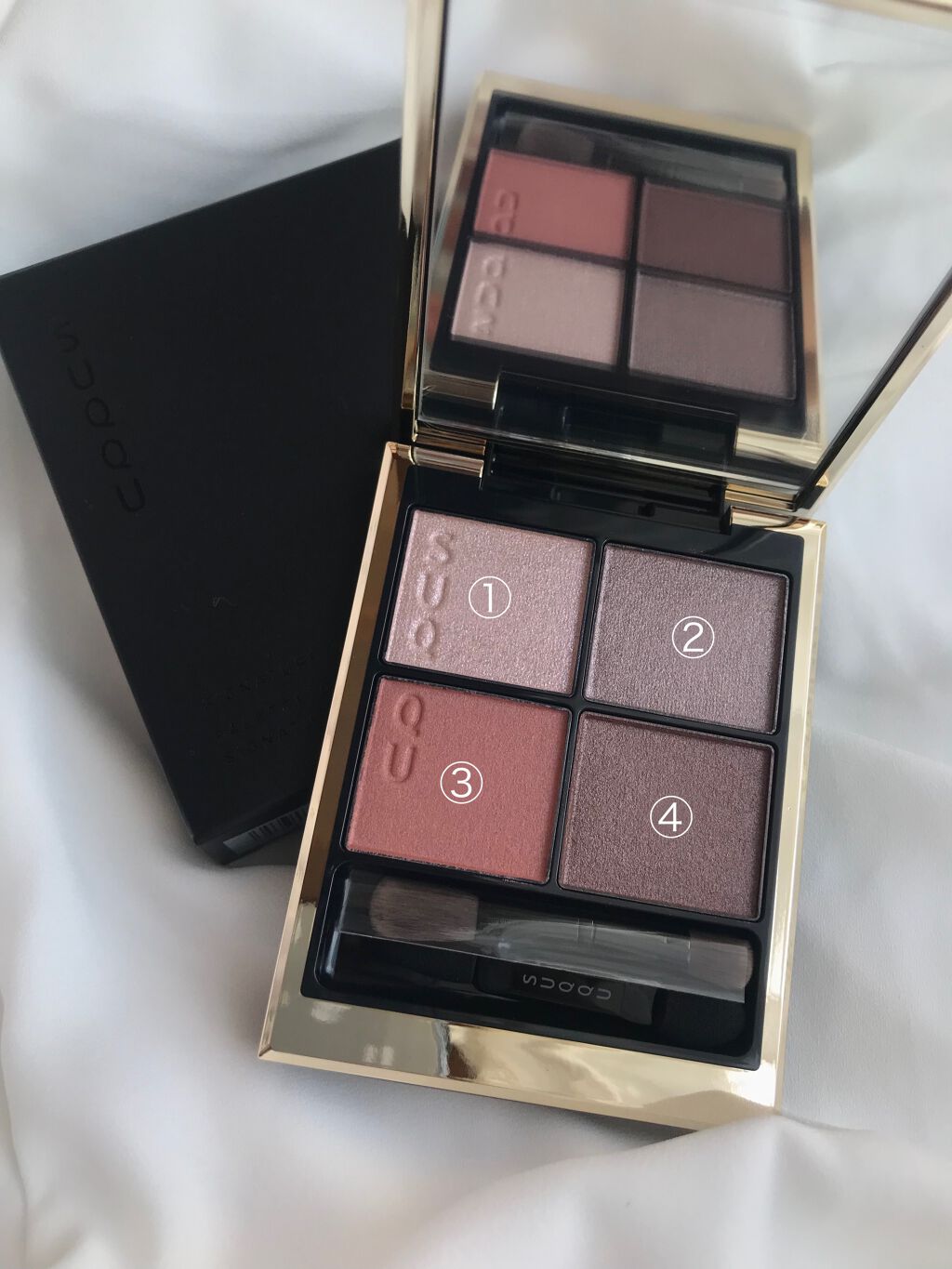 シグニチャー カラー アイズ/SUQQU/アイシャドウパレットを使ったクチコミ（2枚目）