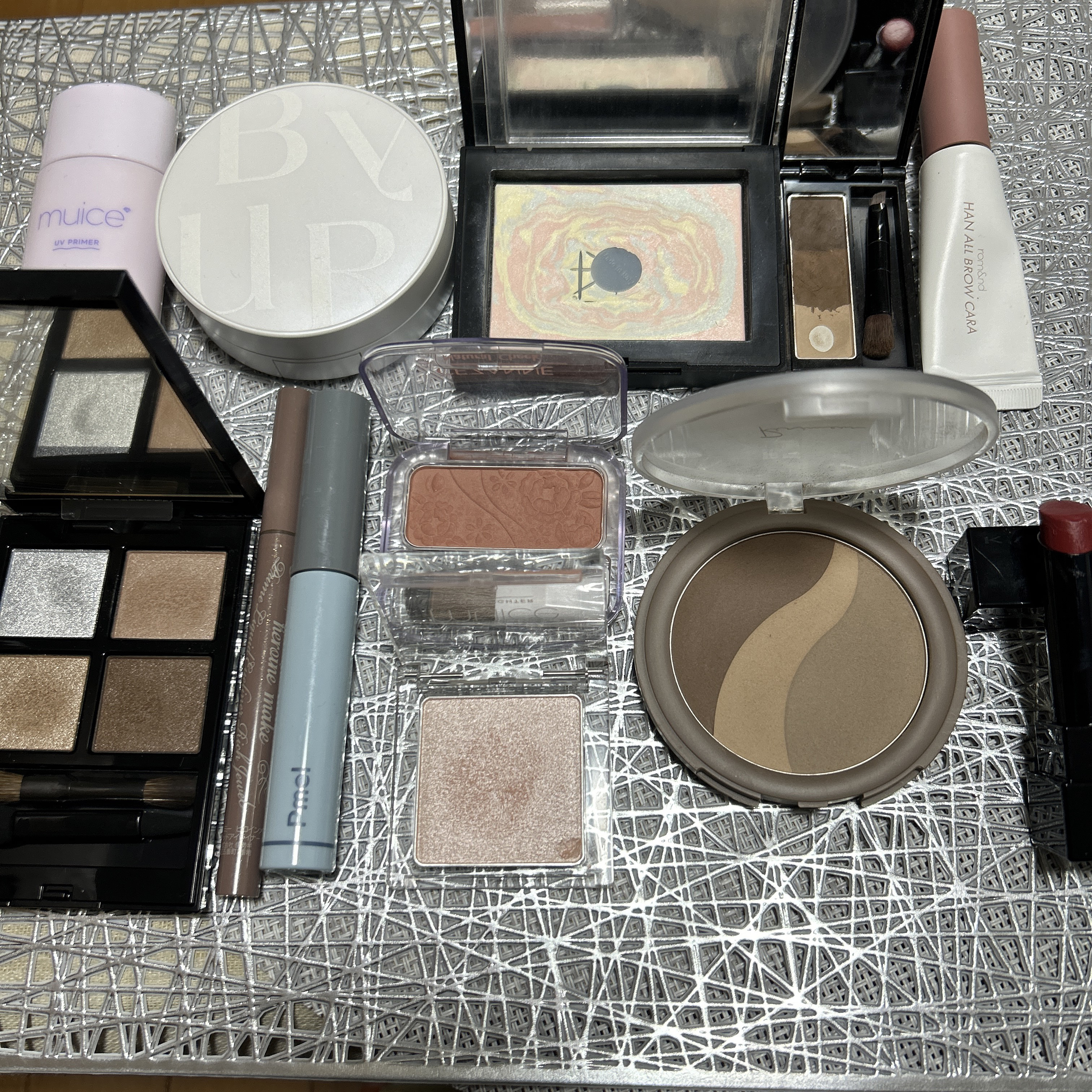 セラムフィット フルカバー グロークッション 23 サンド/ByUR/クッションファンデーションを使ったクチコミ（2枚目）