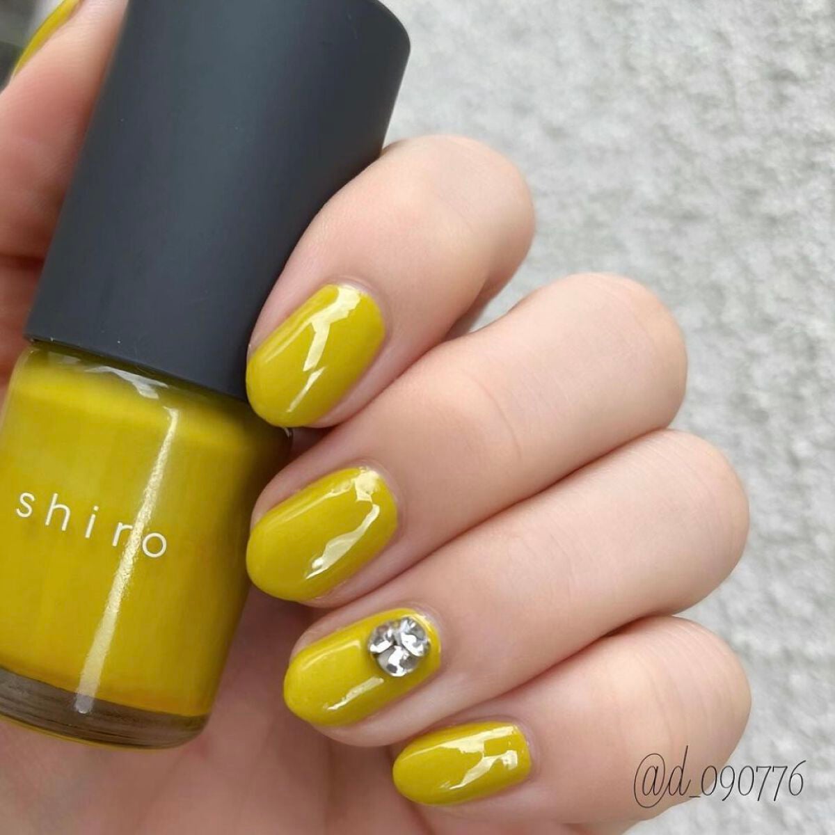 亜麻ネイル/SHIRO/マニキュアを使ったクチコミ(5枚目)