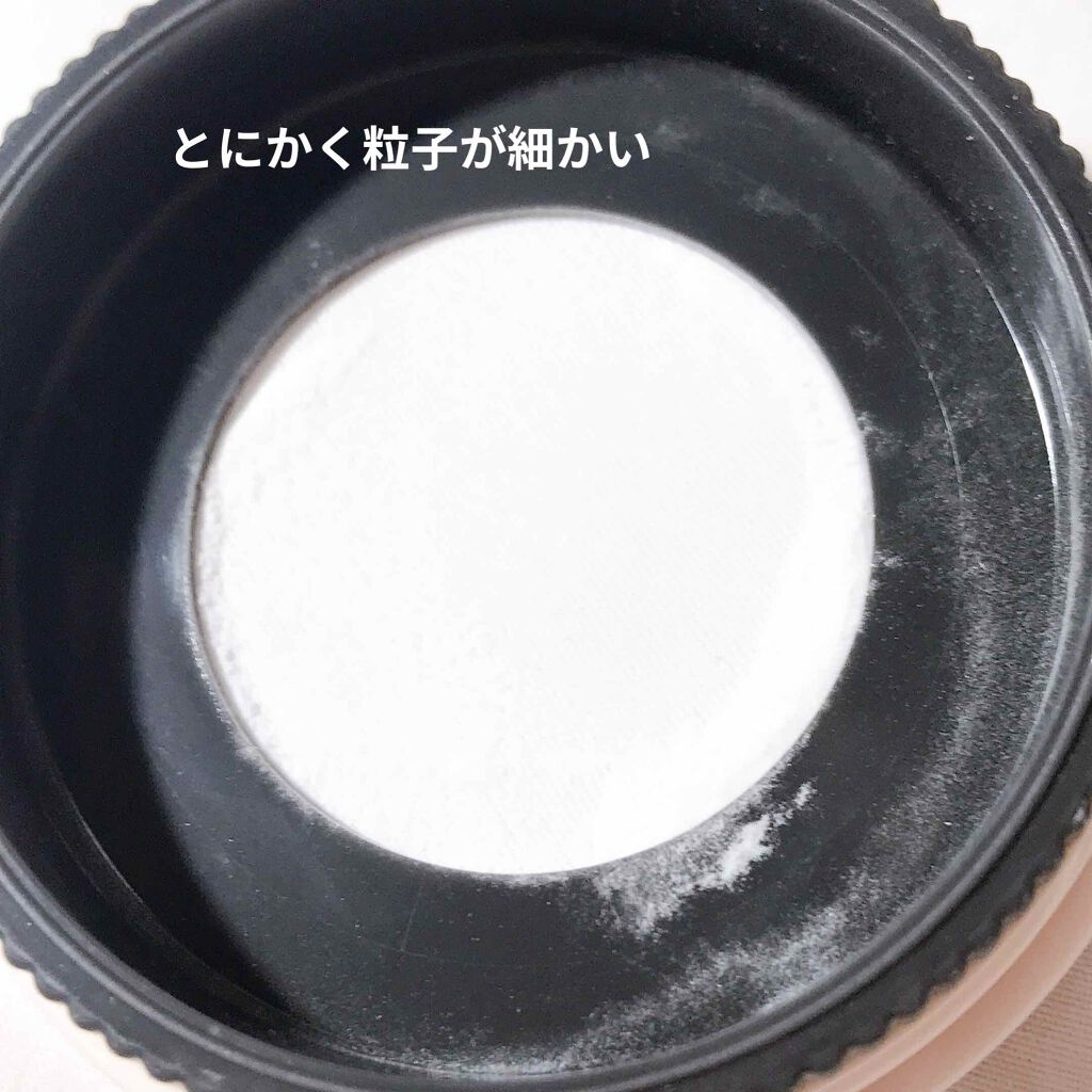 ポアブラー パウダー/innisfree/ルースパウダーを使ったクチコミ（2枚目）