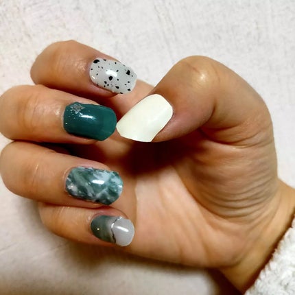 EDGEU ジェルネイルシール/EDGEU/ネイルシールを使ったクチコミ(8枚目)