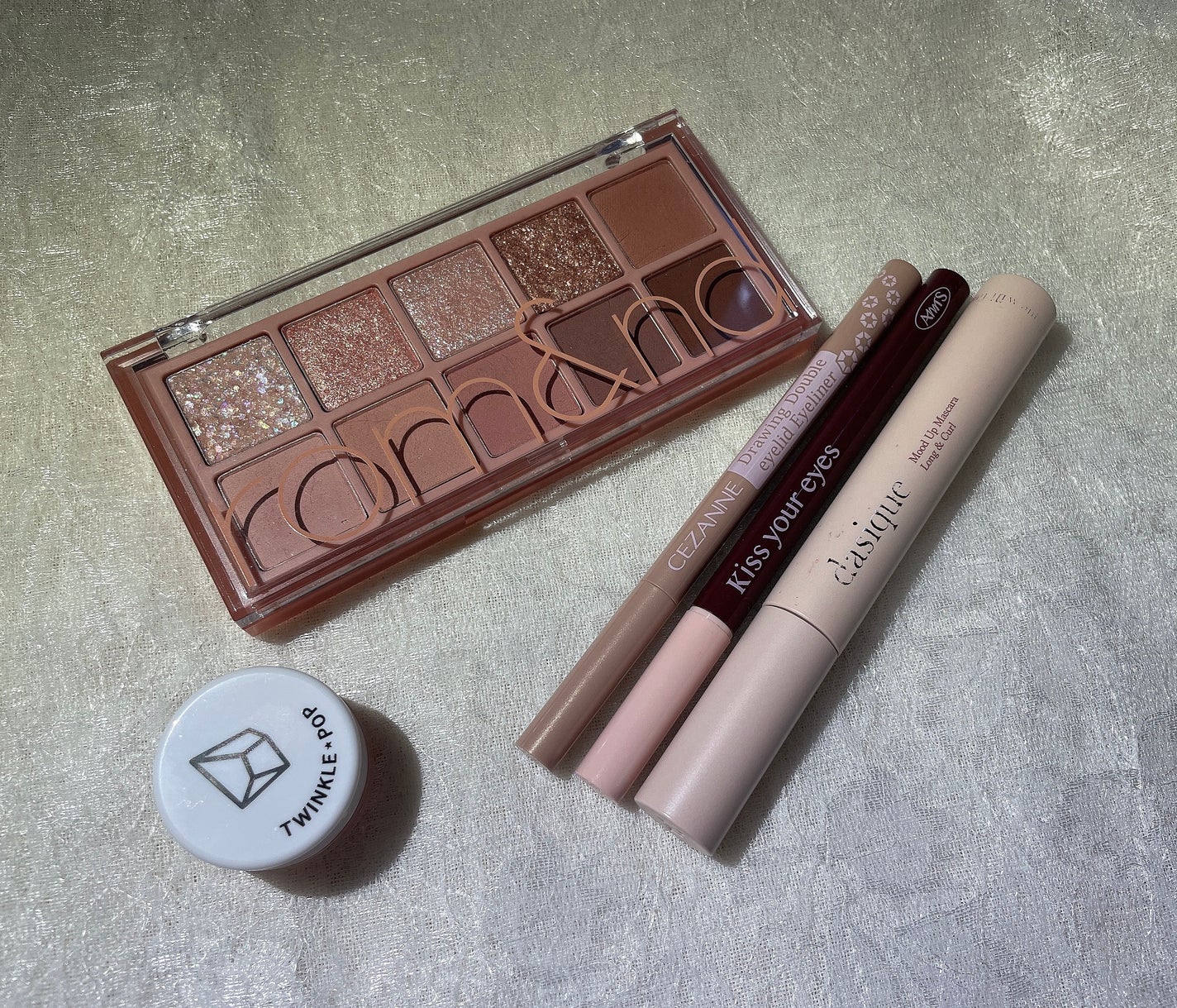 描くふたえアイライナー/CEZANNE/リキッドアイライナーを使ったクチコミ(5枚目)