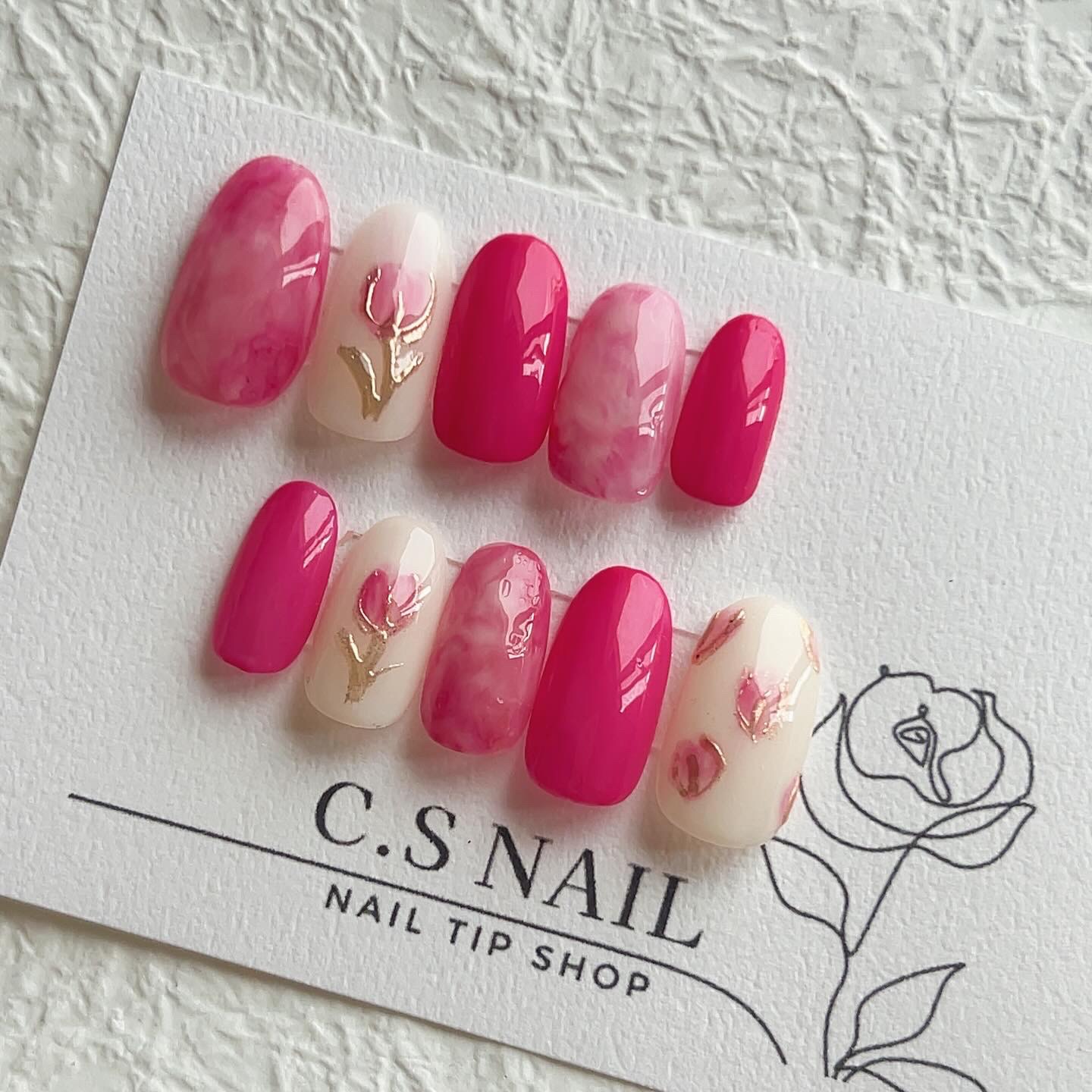 チューリップネイル🌷💅

春はピンクだらけですきです☺︎

#ネイル #ジェルネイル #ネイルチップ
#春ネイル #ニュアンスネイル