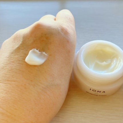 ホワイトニング クリーム/イオナR (イオナアール)/フェイスクリームを使ったクチコミ(5枚目)