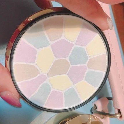 エレガンス ラ プードル オートニュアンス リクスィーズ/Elégance/プレストパウダーを使ったクチコミ(2枚目)