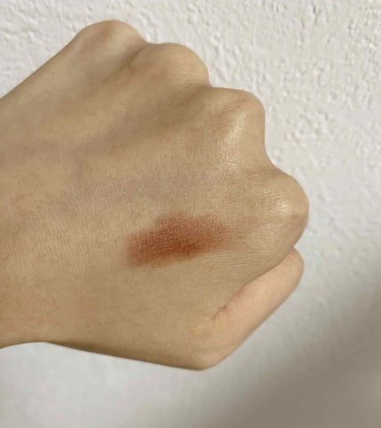 クラッシュド リップ カラー 35 ココア/BOBBI BROWN/口紅を使ったクチコミ(3枚目)