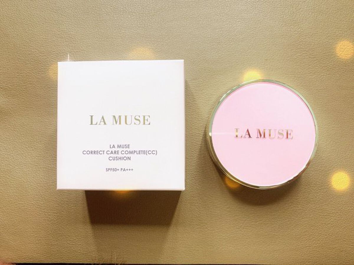 ラミューズ ♡ 
CORRECT CARE COMPLETE CC CUSHION

コレクトケアコンプリート
CCクッションファンデSPF50+/PA+++

自然な仕上がりで素肌っぽくみせたい人にオススメ🤍
うる艶肌になる😳✨

私