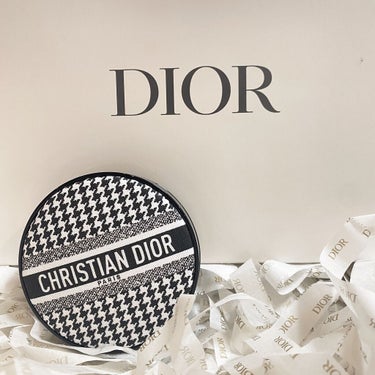 【旧】ディオールスキン フォーエヴァー クッション 1N ニュートラル<ニュー ルック エディション>（生産終了）/Dior/クッションファンデーションを使ったクチコミ（1枚目）