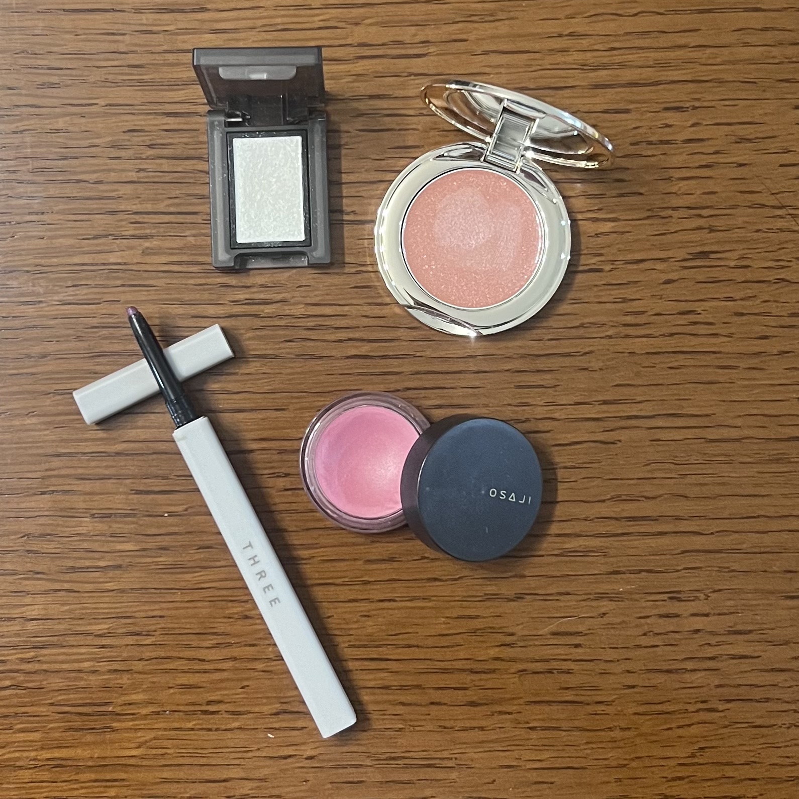 セルヴォーク ヴォランタリー アイズ/Celvoke/単色アイシャドウを使ったクチコミ（1枚目）