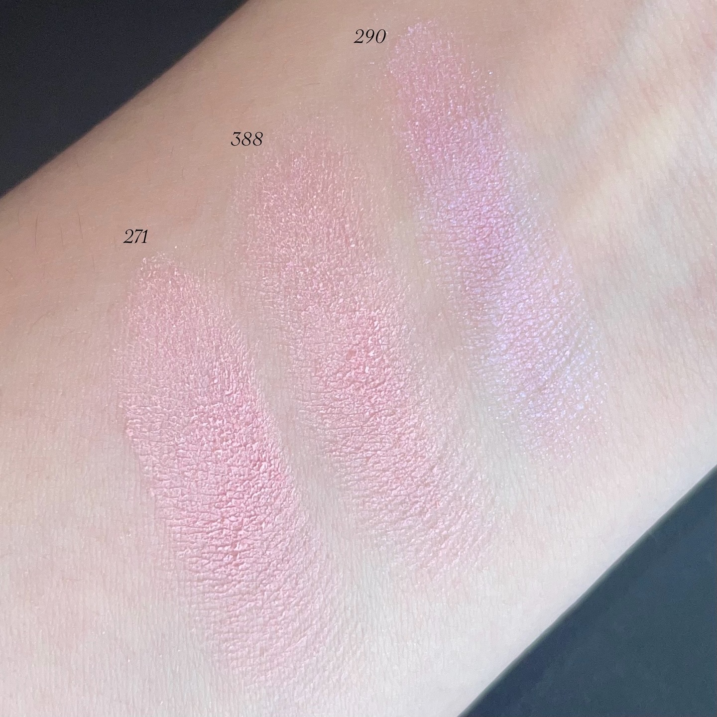 限定パウダーチーク】ディオールスキン ルージュ ブラッシュ