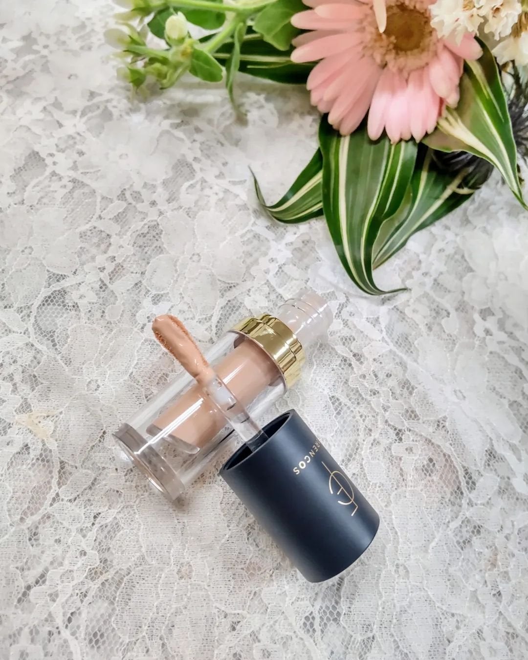 タトゥーウォータープルーフスカーコンシーラー/フォレンコス/リキッドコンシーラーを使ったクチコミ(2枚目)