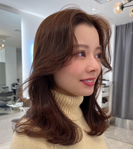 HARUNA on LIPS 「顔周りのカット✂️で流しやすく✨.毛先は重ためにしてワンカール..」(6枚目)